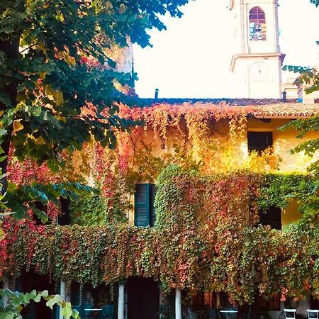 Corneliano d'Alba Palazzo Sismonda Bed & Breakfast エクステリア 写真
