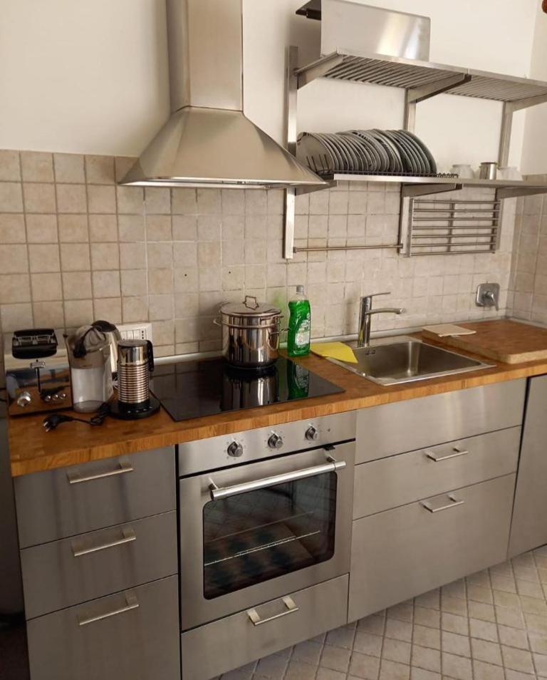 Corneliano d'Alba Palazzo Sismonda Bed & Breakfast 部屋 写真