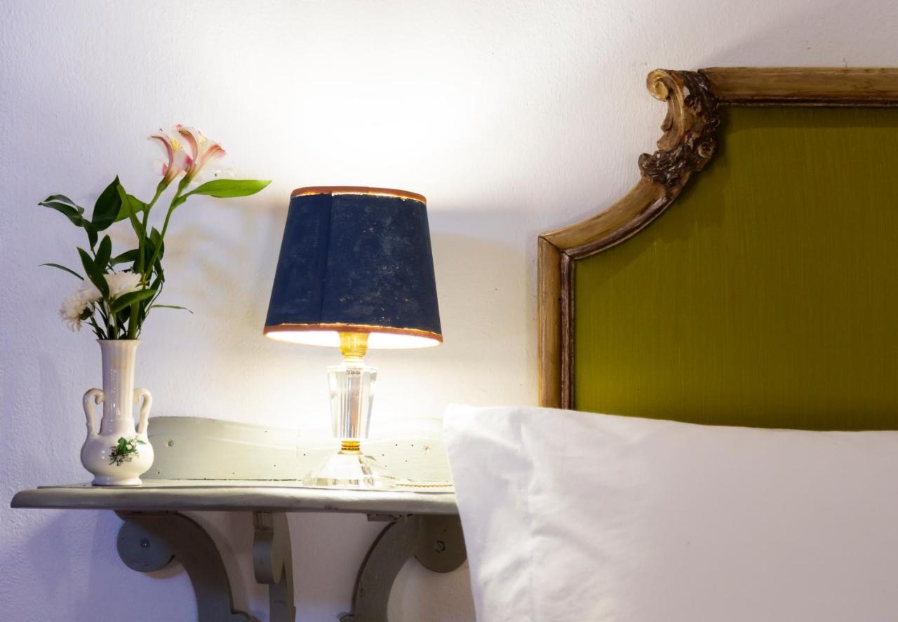 Corneliano d'Alba Palazzo Sismonda Bed & Breakfast エクステリア 写真