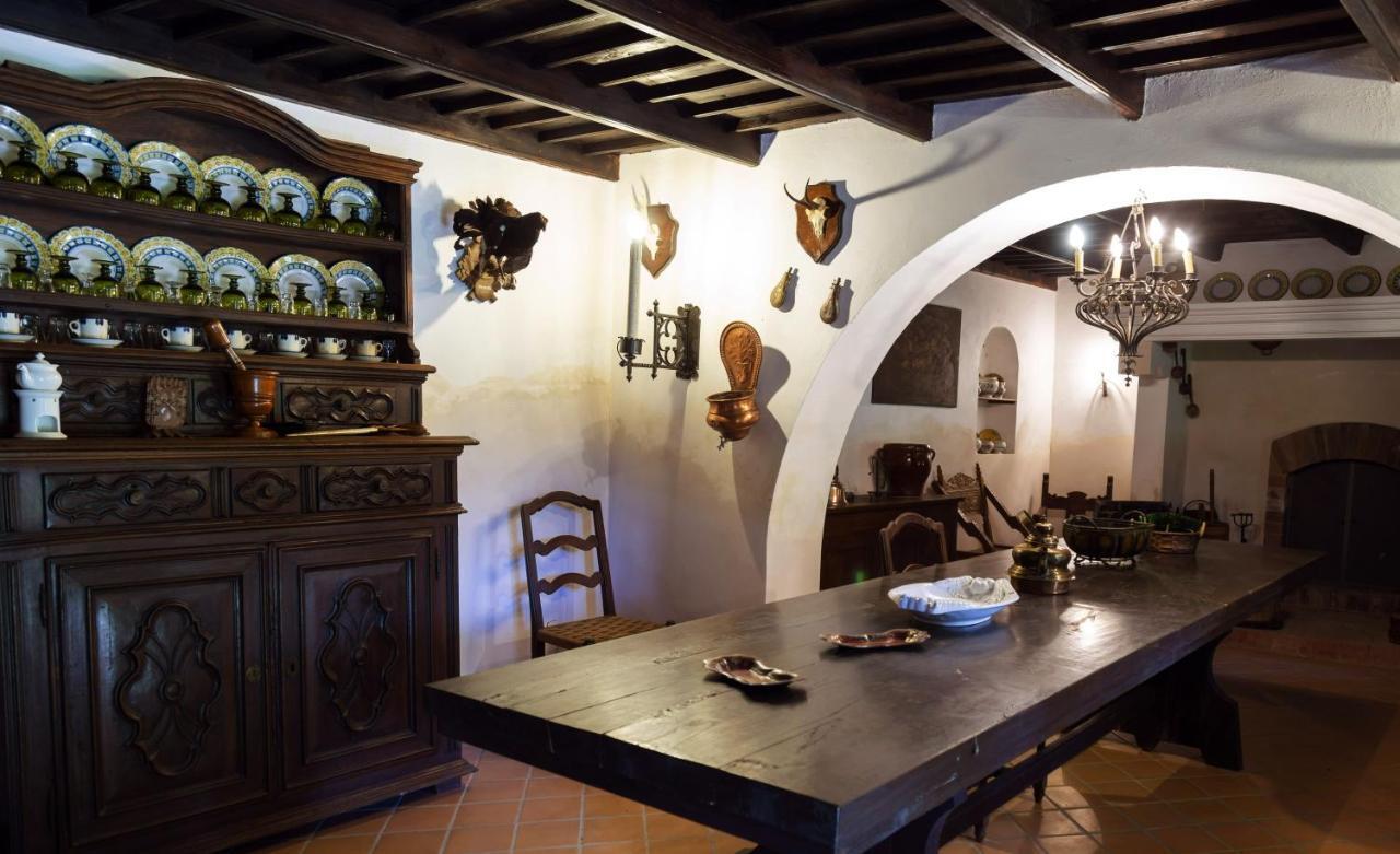 Corneliano d'Alba Palazzo Sismonda Bed & Breakfast エクステリア 写真